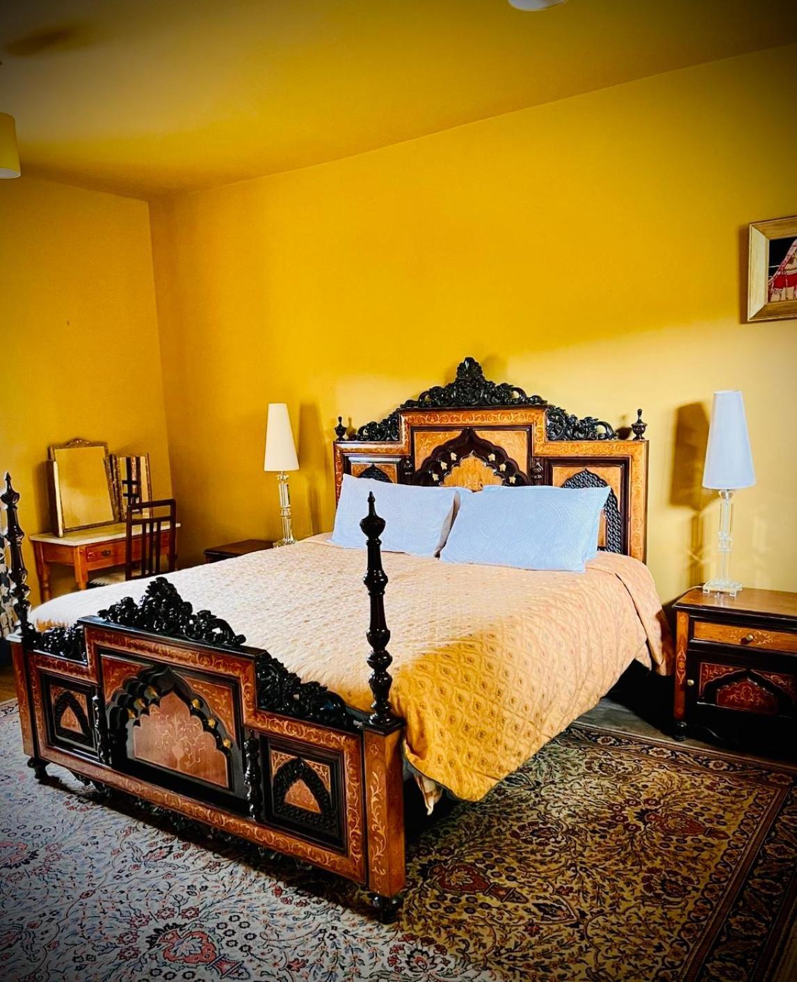 Llanerchydol Hall Suites เวลช์พูล ภายนอก รูปภาพ